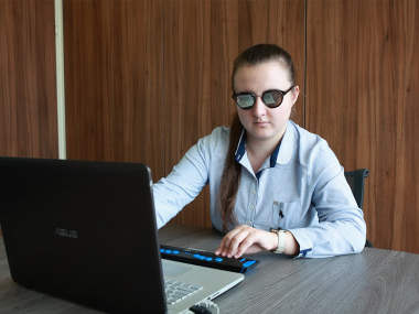 Превью публикации Право на труд: как квоты помогут незрячим людям устроиться на работу