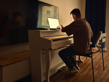 Превью публикации Люди: незрячий музыкант и композитор Лудуб Очиров