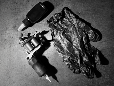 Превью публикации Незрячий тату-мастер Игорь Михайлов — о татуировке вслепую, первых клиентах и доступности профессии