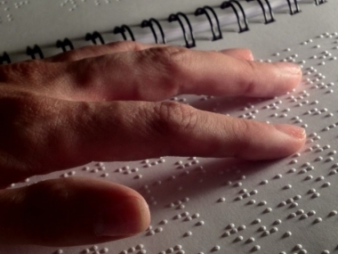 превью публикации В сети появился сайт для обмена книгами на шрифте Брайля