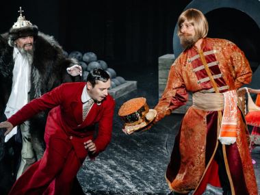 превью публикации В Театре сатиры будут показывать спектакли с тифлокомментированием